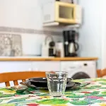 Santa Eulalia Apartamento *