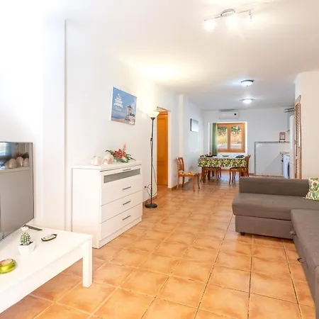 Santa Eulalia * Кан-Пікафорт