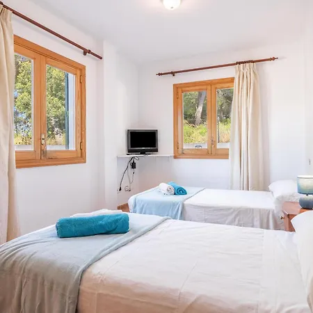 Santa Eulalia * Кан-Пікафорт