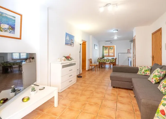 Santa Eulalia * Кан-Пікафорт