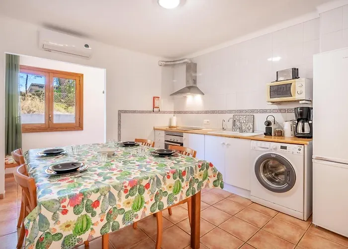 Апартаменти Santa Eulalia